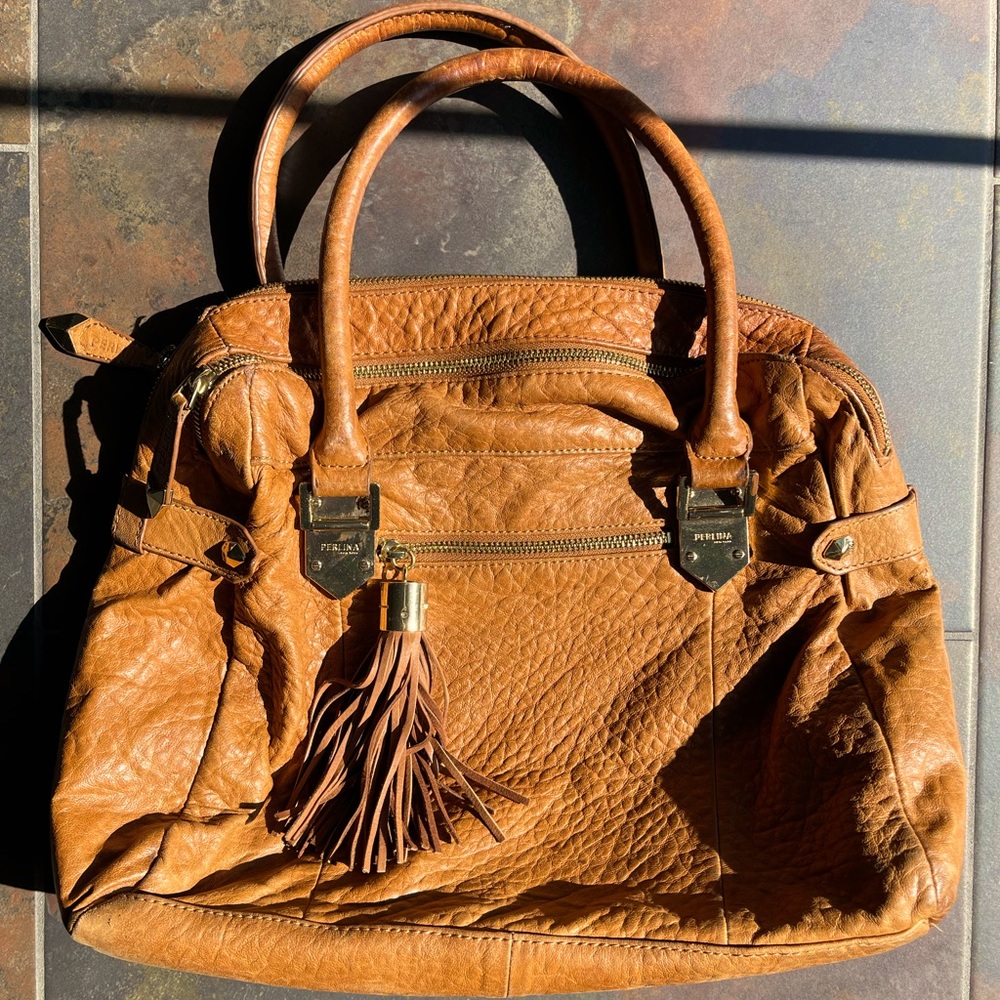 Leather Perlina Shoulder Bag